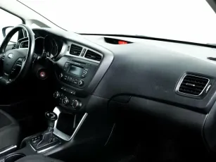 Kia  8