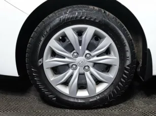 Hyundai  9