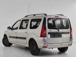 Lada (ВАЗ)  4