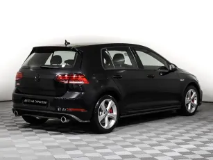Volkswagen  5