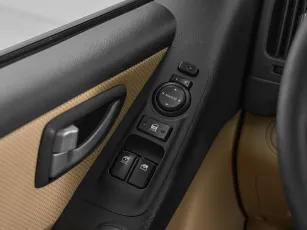 Hyundai  13