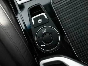 Hyundai  11