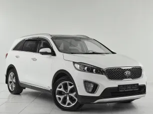 Kia  3