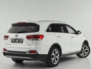 Kia  6