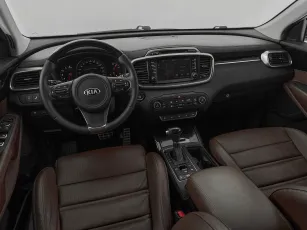 Kia  8