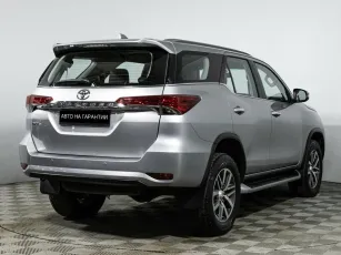 Toyota  3
