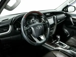 Toyota  7