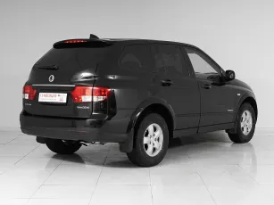 SsangYong  6