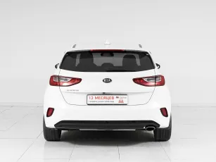 Kia  5