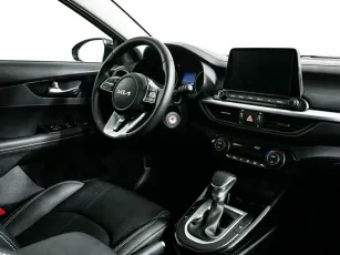 Kia  7