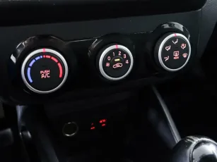 Kia  14