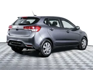 Kia  5
