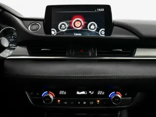 Mazda  12