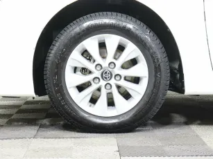 Toyota  5