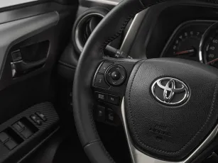 Toyota  11
