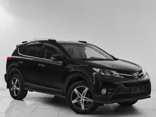 Toyota  3