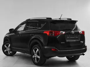 Toyota  4