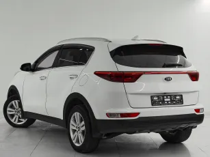 Kia  4