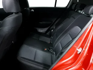 Kia  11