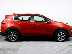Kia  4
