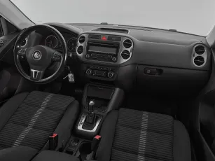Volkswagen  9