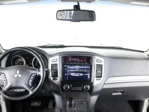 Mitsubishi  7