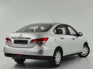 Nissan  6
