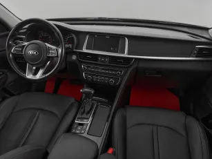 Kia  10