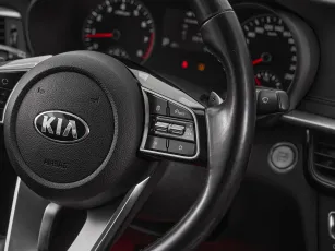 Kia  13