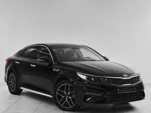 Kia  3