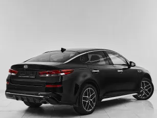 Kia  6