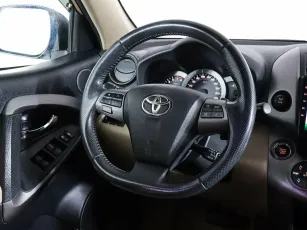 Toyota  11