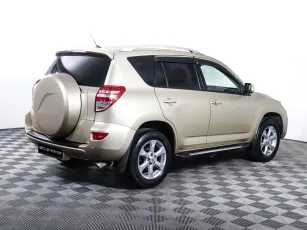 Toyota  5