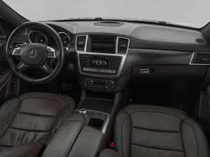 Mercedes-Benz  10