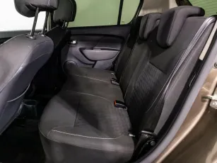 Renault  9