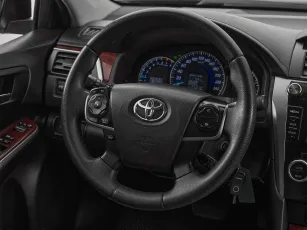 Toyota  10