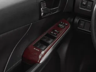 Toyota  13