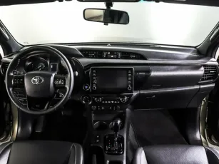 Toyota  11