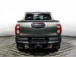 Toyota  6