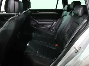Volkswagen  12