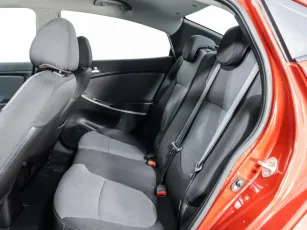 Hyundai  11