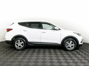 Hyundai  4