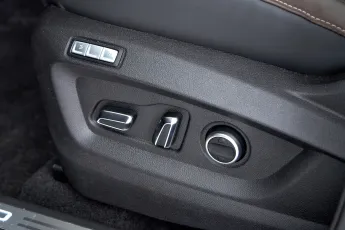 Chery  18