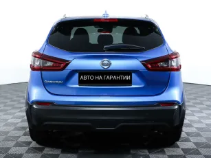 Nissan  6
