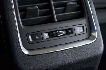 Geely  21