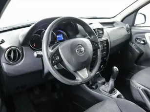 Nissan  7