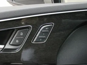 Audi  19