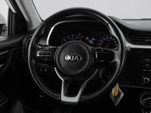Kia  10