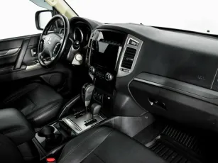 Mitsubishi  5