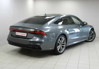 Audi  3